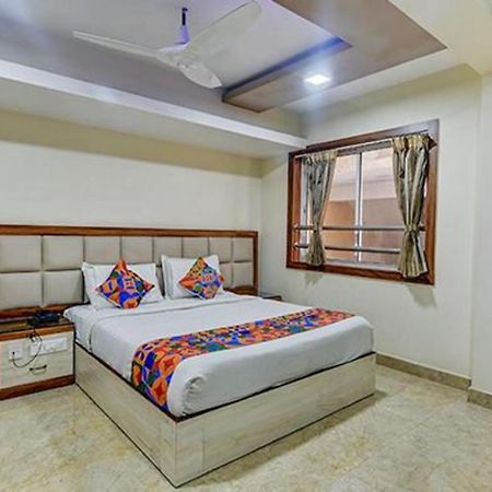 Fabhotel Central Palace Chennai Exterior foto